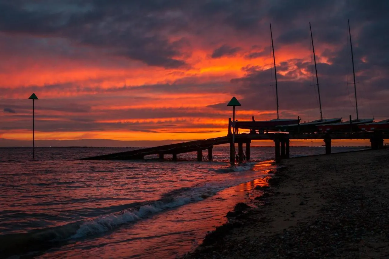 Roslin Beach Hotel Southend-on-Sea 4*,  Storbritannien